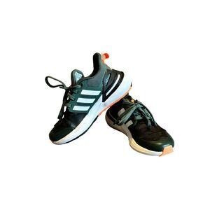 Boys Adidas Bounce sneakers size 11